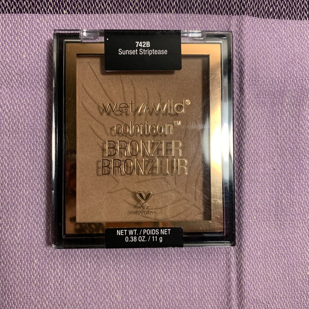 Wet n Wild Bundle - Picture 3 of 8